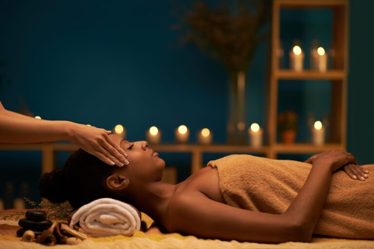 Modelage et massage au domaine de la pierre ronde — Domaine de la Pierre Ronde