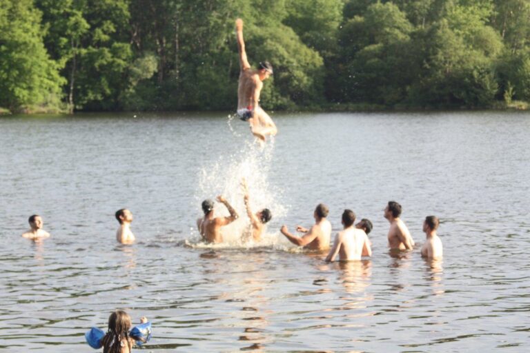 Mariage au domaine de la Pierre Ronde Lac de Chamboux Fêtes Privées — Domaine de la Pierre Ronde